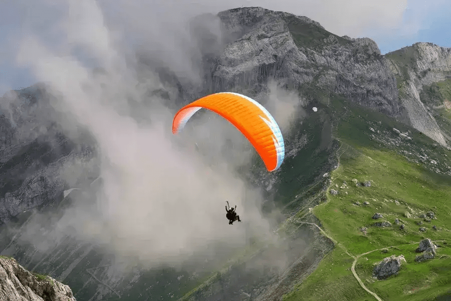 Paragliding